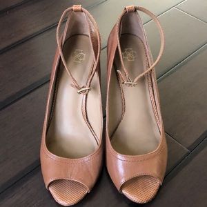 Ann Taylor leather shoes
